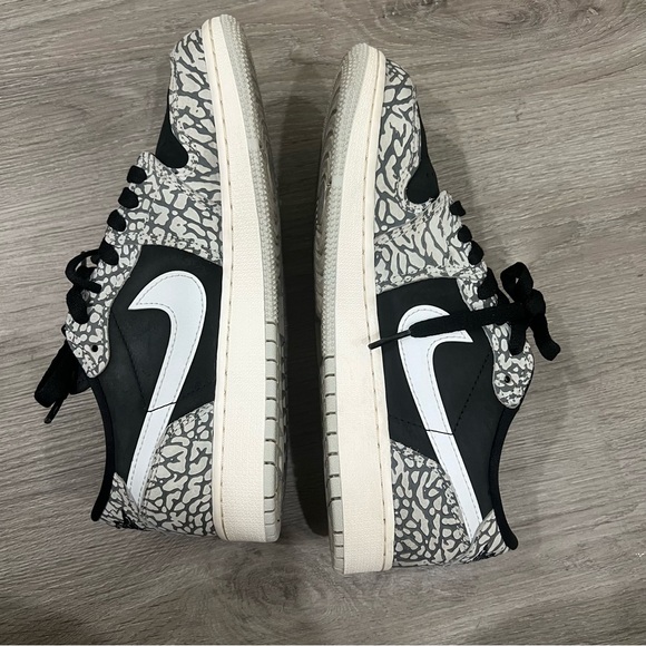 Jordan 1 Retro Low OG Size 6.5Y - Picture 7 of 10